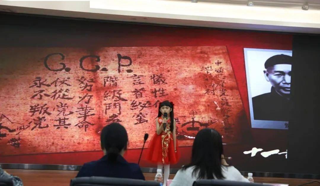 滑动蓝色方块